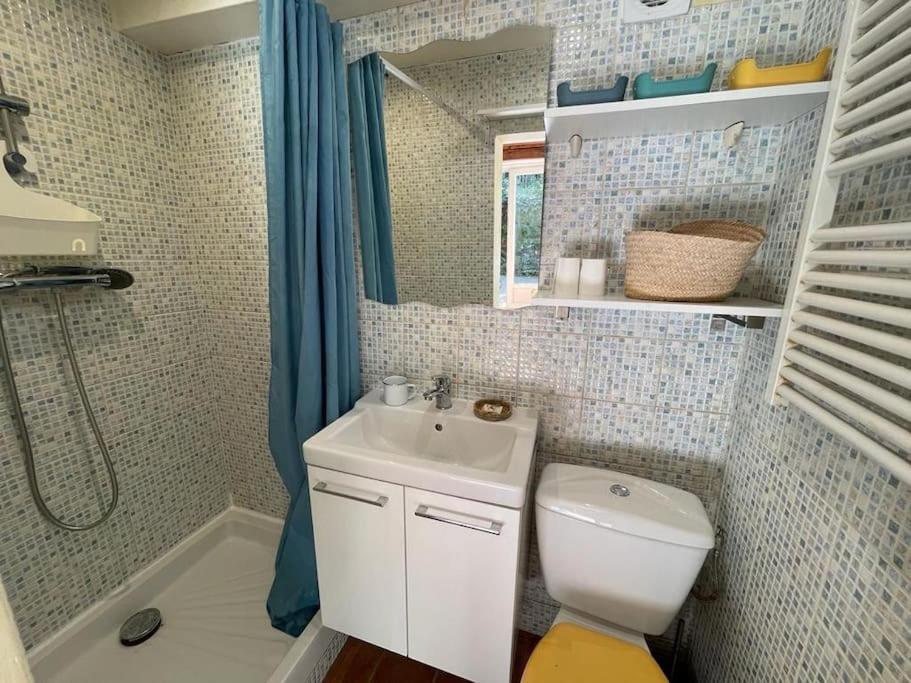Charmante Maison Dans Jardin, Calme, 55M2- 2Ch, Metro, Tres Proche Paris Vitry-sur-Seine Exteriör bild