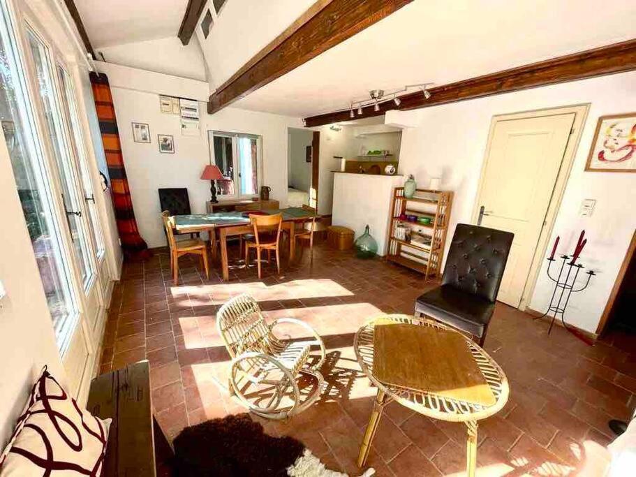 Charmante Maison Dans Jardin, Calme, 55M2- 2Ch, Metro, Tres Proche Paris Vitry-sur-Seine Exteriör bild